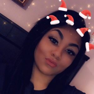 Meet your Posher, Alyssa